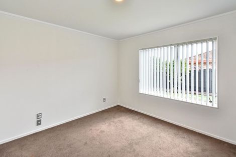 Photo of property in 32 Sheriff Place, Randwick Park, Auckland, 2105