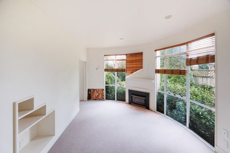 Photo of property in 5 Balcairn Place, Terrace End, Palmerston North, 4410