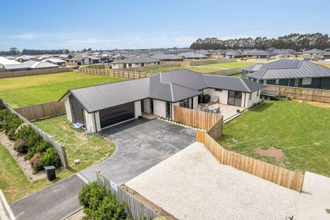 Photo of property in 8 Owen Drive, Darfield, 7510