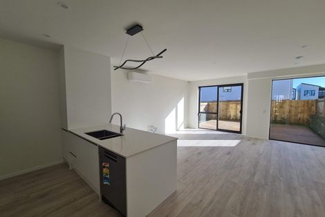 Photo of property in 12 Herekino Street, Westgate, Auckland, 0814