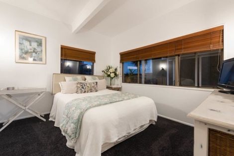 Photo of property in 4 Oceanbeach Road, Mount Maunganui, 3116