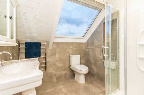 Photo of property in 1/217 Portage Road, Green Bay, Auckland, 0604