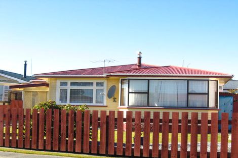 Photo of property in 23 Parfitt Place, Greymouth, 7805