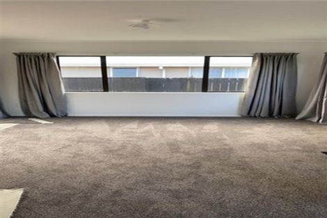 Photo of property in 33a Tiller Close, Kelvin Grove, Palmerston North, 4414