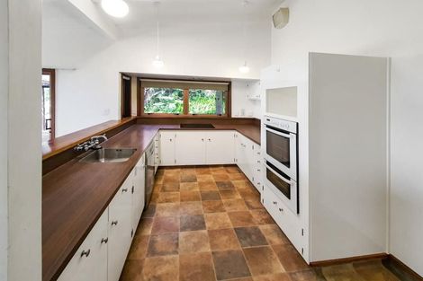 Photo of property in 5a Seapoint Road, Bluff Hill, Napier, 4110