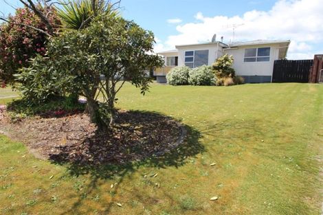 Photo of property in 13 Aotea Crescent, Tokoroa, 3420