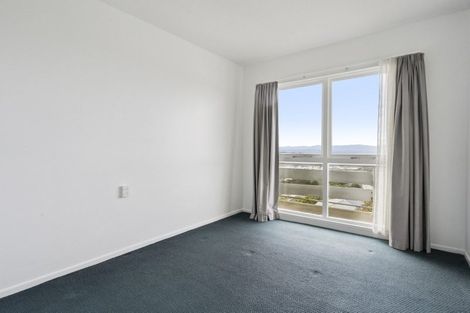 Photo of property in Bryon Court Flats, 25 Apuka Street, Brooklyn, Wellington, 6021