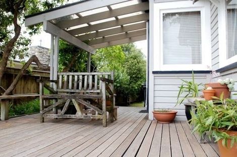 Photo of property in 14 Kurupae Road, Hilltop, Taupo, 3330