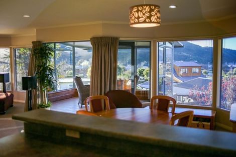 Photo of property in 4 Rimu Terrace, Waikawa, Picton, 7220
