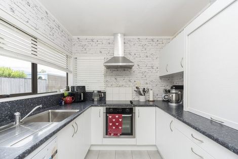 Photo of property in 26 Second Avenue, Avenues, Whangarei, 0110