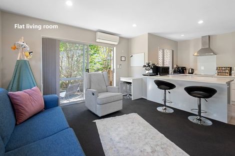 Photo of property in 682c Beach Road, Browns Bay, Auckland, 0630