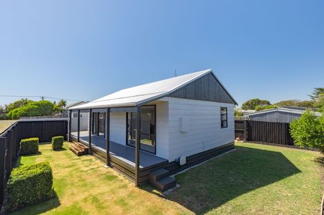 Photo of property in 2/25 Sandra Street, South New Brighton, Christchurch, 8062