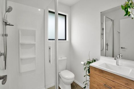 Photo of property in 1a Mount View Place, Spotswood, New Plymouth, 4310