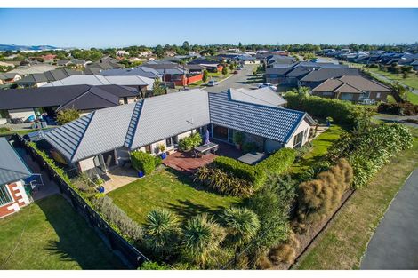 Photo of property in 20 Dunaverty Place, Broomfield, Christchurch, 8042