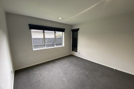 Photo of property in 30 Gibbston Close, Huntington, Hamilton, 3210