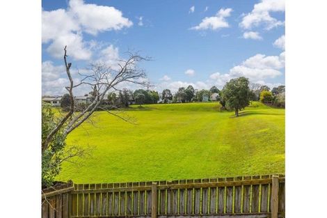 Photo of property in 2/6 Bundena Place, Clendon Park, Auckland, 2103