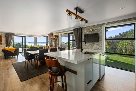 Photo of property in 30 Lakeside Terrace, Omokoroa, 3114