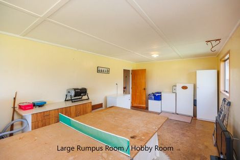 Photo of property in 1366 Rangiotu Road, Tiakitahuna, Palmerston North, 4477