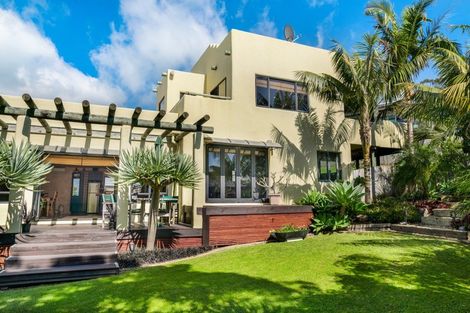 Photo of property in 14 Coral Court, Gulf Harbour, Whangaparaoa, 0930