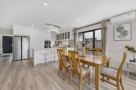 Photo of property in 30 Rosewell Crescent, Flat Bush, Auckland, 2019