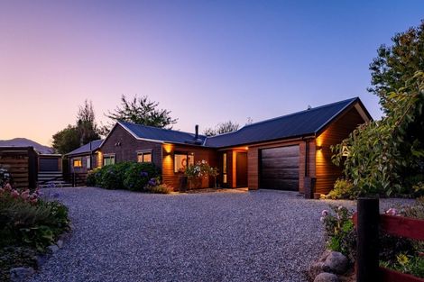 Photo of property in 177 Alison Avenue, Albert Town, Wanaka, 9305