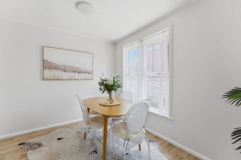 Photo of property in 19 Pukeori Street, Marfell, New Plymouth, 4310