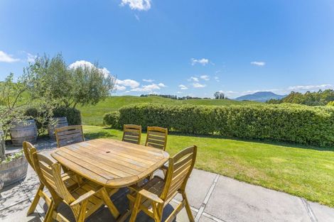 Photo of property in 40 Glenlochy Rise, Acacia Bay, Taupo, 3385