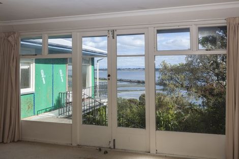 Photo of property in 15 Balmoral Lane, Redcliffs, Christchurch, 8081