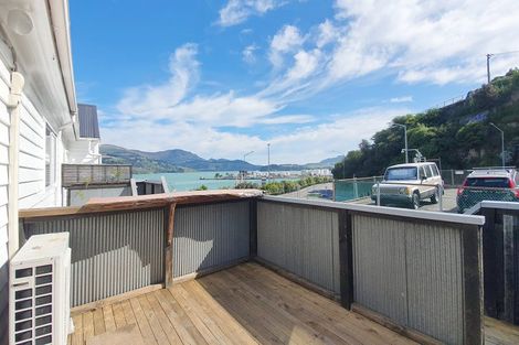 Photo of property in 2 Hawkhurst Road, Lyttelton, 8082