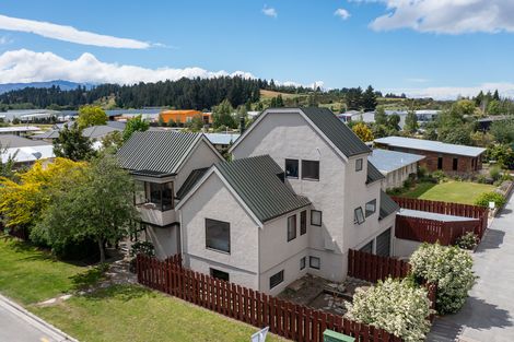 Photo of property in 130 Tarbert Street, Alexandra, 9320