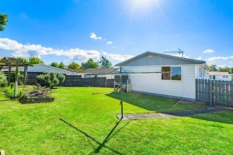 Photo of property in 12 Bahari Drive, Ranui, Auckland, 0612