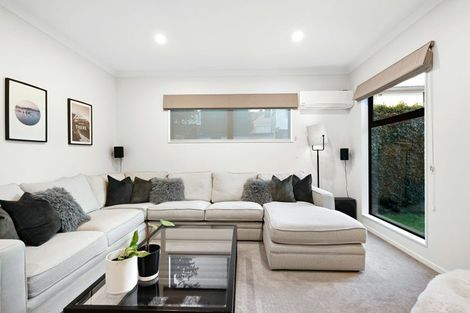 Photo of property in 3d Lake Domain Drive, Frankton, Hamilton, 3204