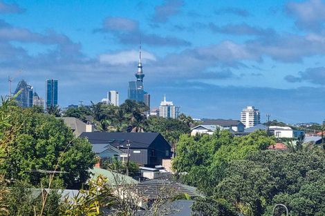 Photo of property in 40 Regent Street, Devonport, Auckland, 0624