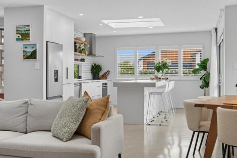 Photo of property in 6 Kahuparere Crescent, Pyes Pa, Tauranga, 3112