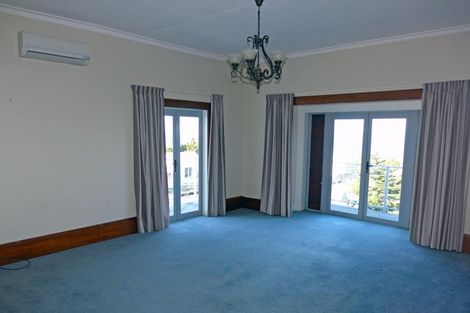Photo of property in 16 Lighthouse Road, Bluff Hill, Napier, 4110