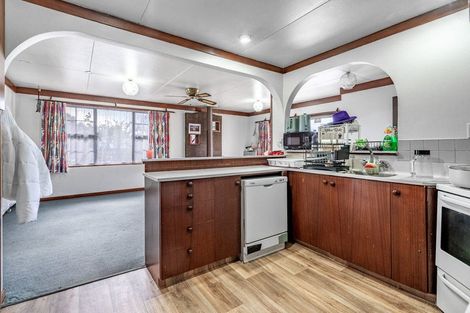 Photo of property in 32 Newcastle Street, Riversdale, 9776