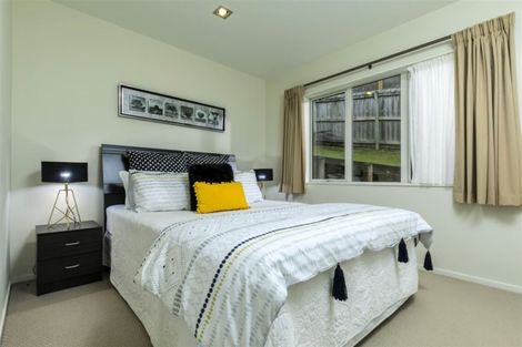 Photo of property in 13 Leafield Crescent, Henderson, Auckland, 0612