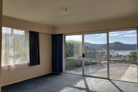 Photo of property in 35 Otago Street, Picton, 7220