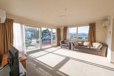 Photo of property in 77 Manor Place, Dunedin Central, Dunedin, 9016