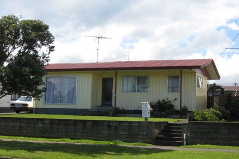 Photo of property in 20a Karaka Street, Castlecliff, Whanganui, 4501