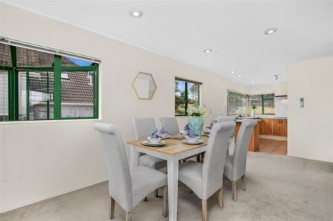 Photo of property in 2/44 Loloma Drive, Half Moon Bay, Auckland, 2012