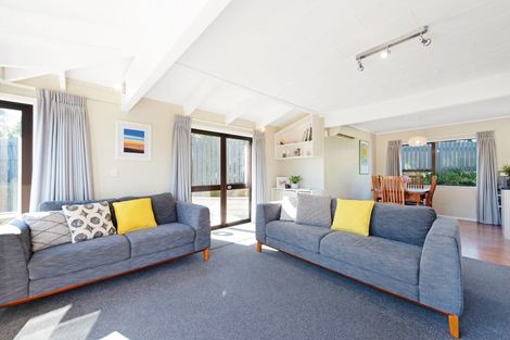 Photo of property in 4 Tatum Way, Johnsonville, Wellington, 6037