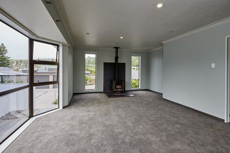 Photo of property in 3 Ramsgate Street, Kaikoura, 7300