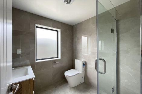 Photo of property in 11c Mawney Road, Henderson, Auckland, 0610