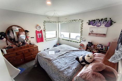 Photo of property in 32 Katerini Grove, Papamoa Beach, Papamoa, 3118