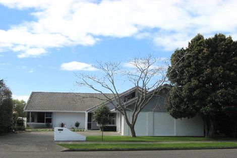 Photo of property in 37 Kennedy Drive, Levin, 5510