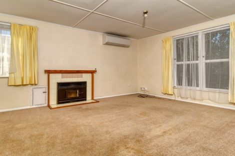 Photo of property in 74 Lipscombe Crescent, Havelock North, 4130