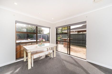 Photo of property in 108 John F Kennedy Drive, Milson, Palmerston North, 4414