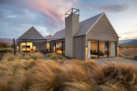 Photo of property in 10 Musterers Way, Ben Ohau, Twizel, 7999