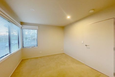 Photo of property in 1 Reg Pearce Way, Glen Innes, Auckland, 1072